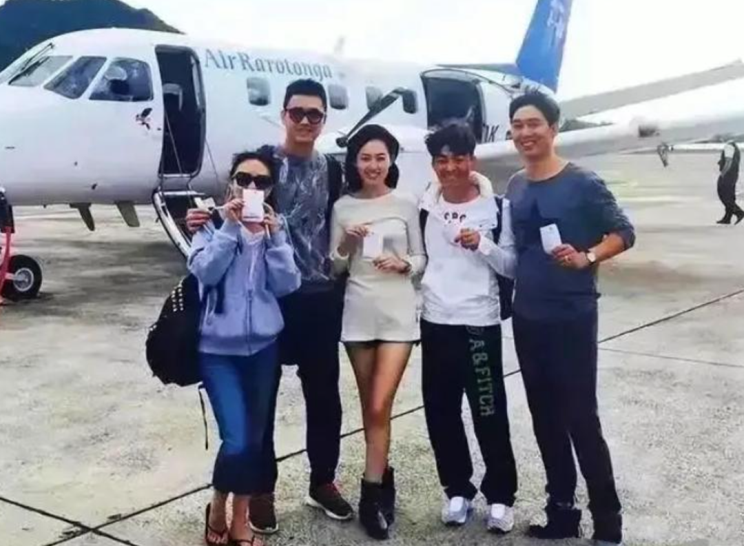 照片不仅能看出两人关系，还能预测未来！